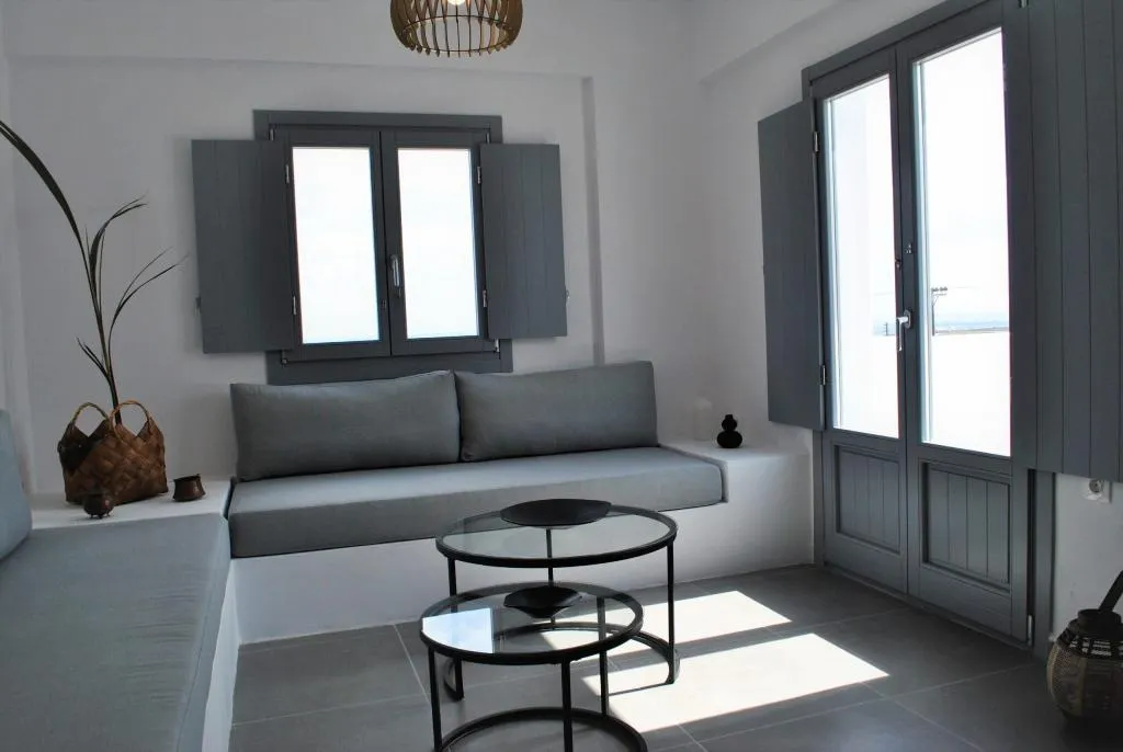 SUITE CLASSIC Room, The Vine Suites, Santorini