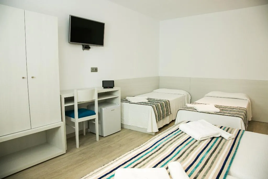 QUADRUPLE STANDARD Room, Hotel Rosales Formentera, Ibiza