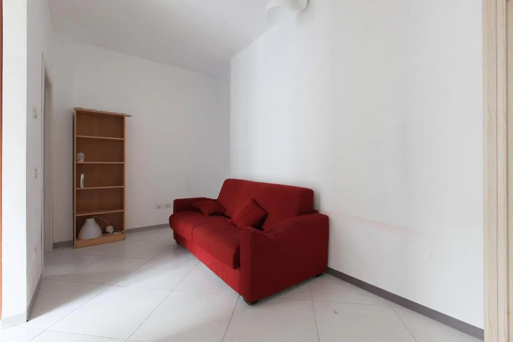 Room, Red Line Room Division, Milan