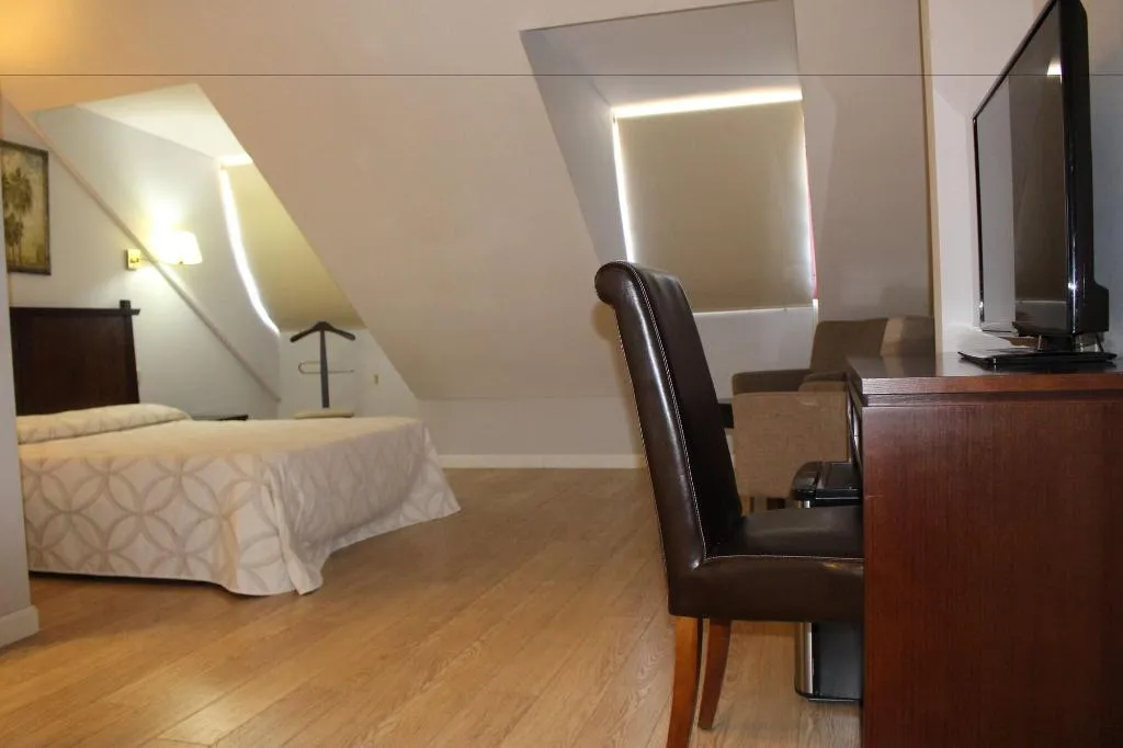 Room, Apartahotel Villa De Parla, Madrid
