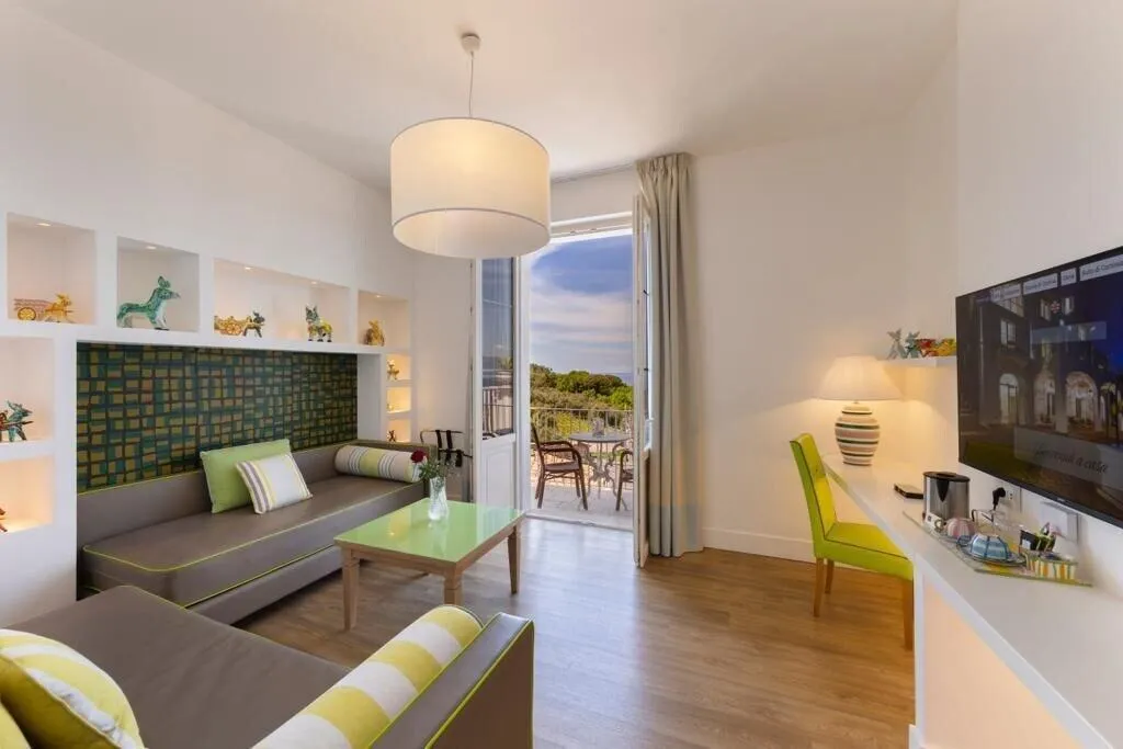 Room, Relais Palazzo del Barone - Adults Only, Naples