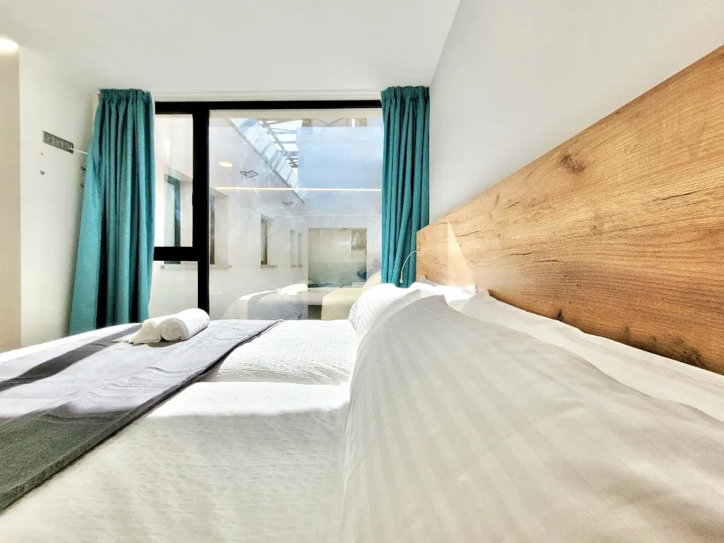 DOUBLE DELUXE Room, Puerto Azul, Tenerife