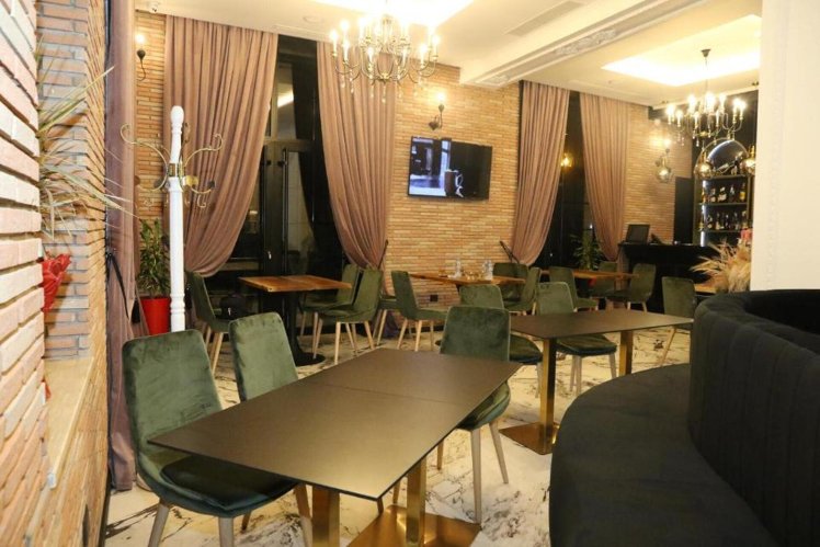 Kloest Hotel, Durres