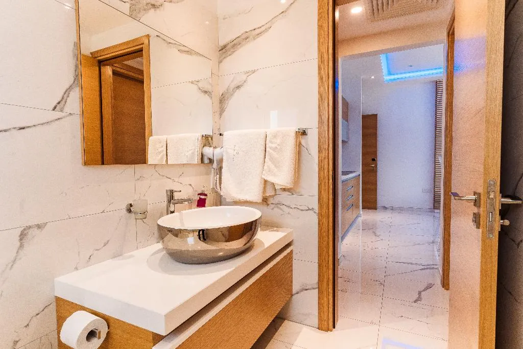 SUITE EXECUTIVE MOUNTAIN VIEW Room, Vrachia Beach Hotel & Suites - Adults Only, Cyprus