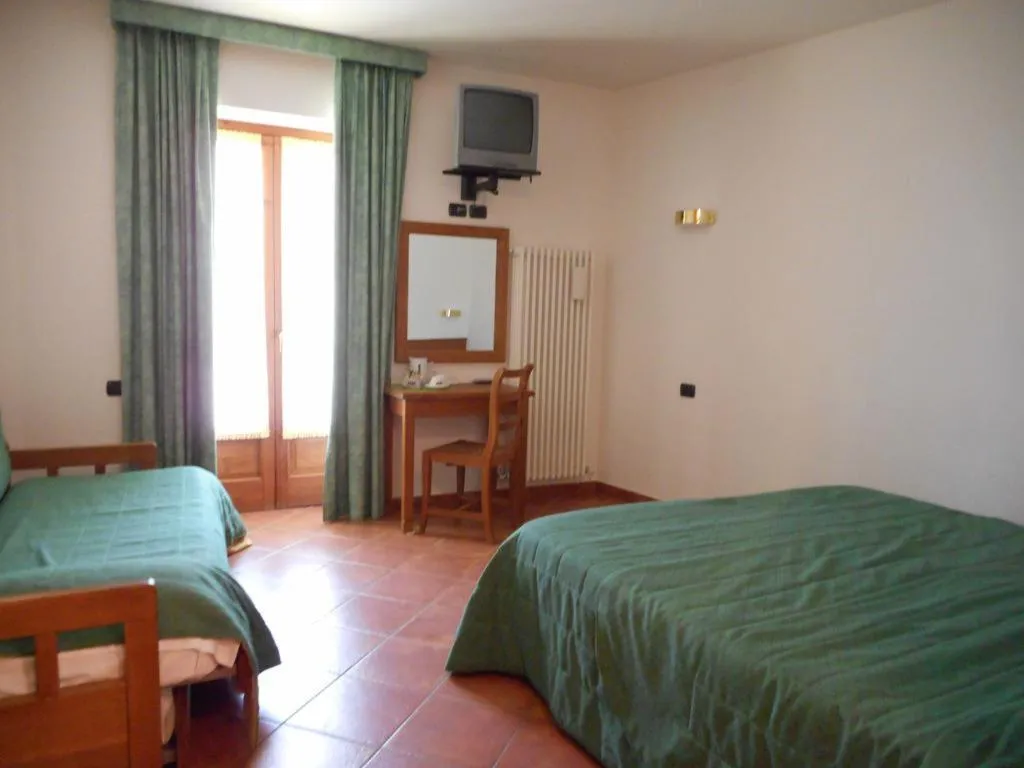 Room, Casalpina Don Barra, Milan