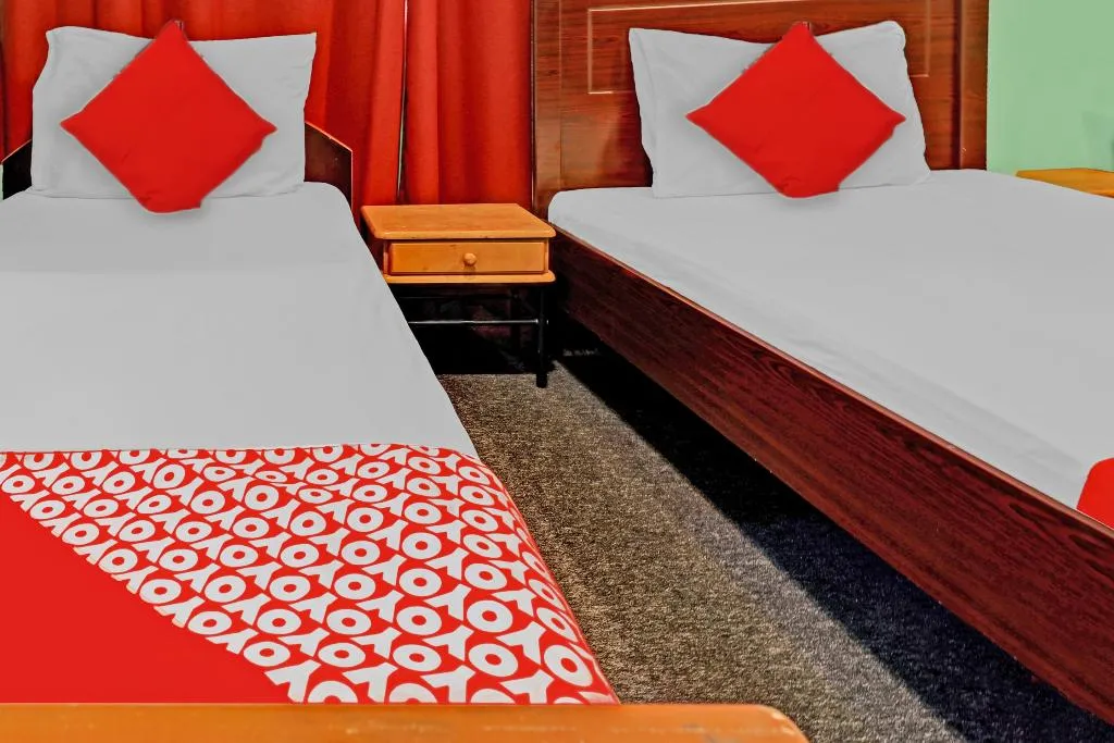 QUADRUPLE STANDARD Room, Al Karawan Hotel, Dubai