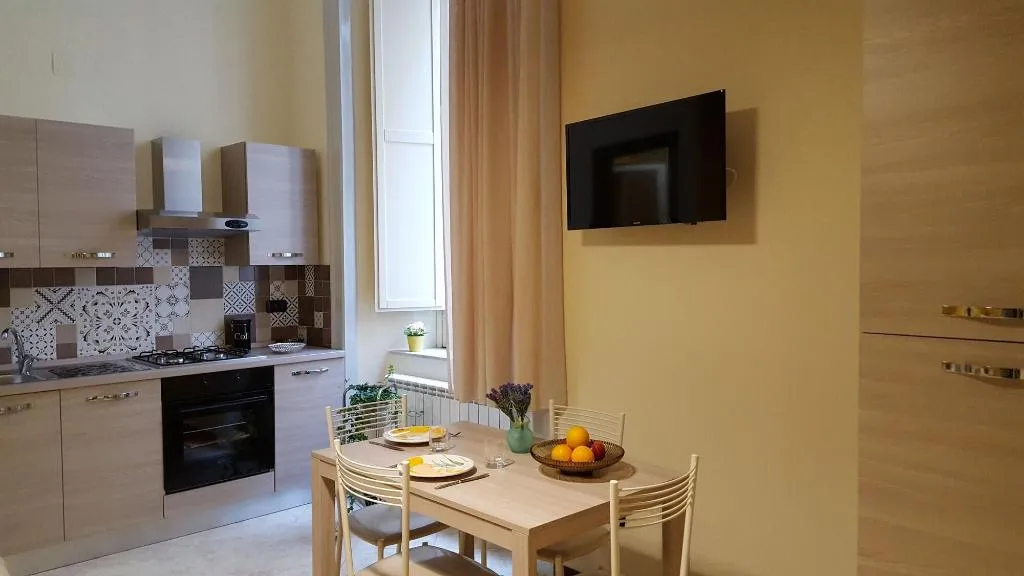 Room, B&B La Canzanella, Naples