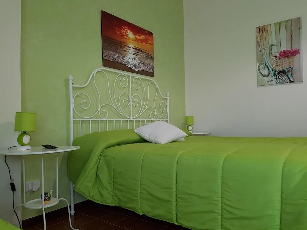 Room, Vista Sul Porto, Palermo