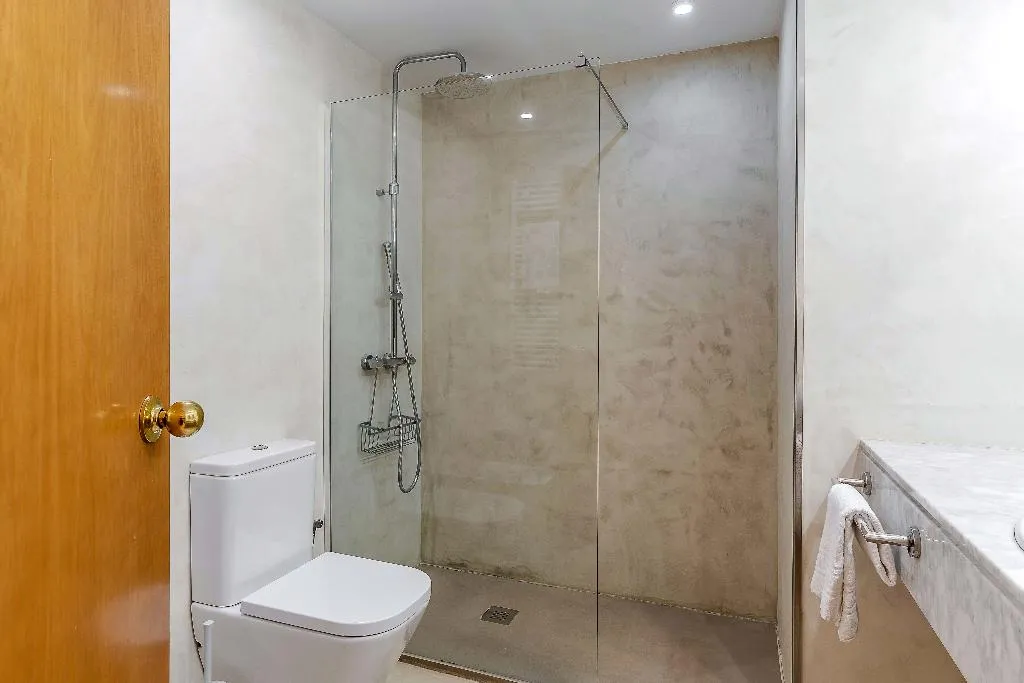 APARTMENT WITH TERRACE Room, Aparthotel Bertran, Barcelona