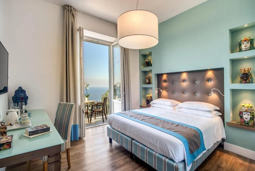 Room, Relais Palazzo del Barone - Adults Only, Naples