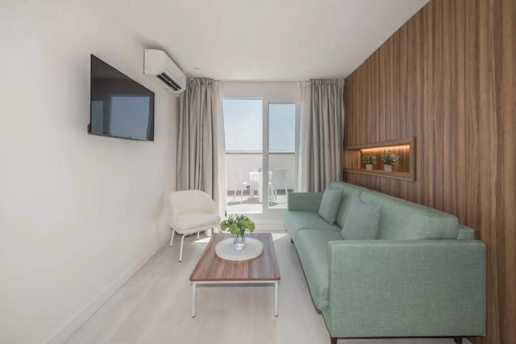 JUNIOR SUITE STANDARD Room, Eurosalou & Spa, Costa Dorada