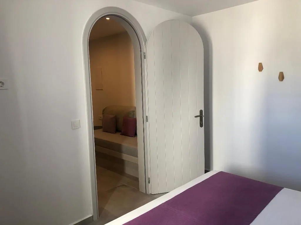 APARTMENT DELUXE Room, Dragonfly Villas, Santorini
