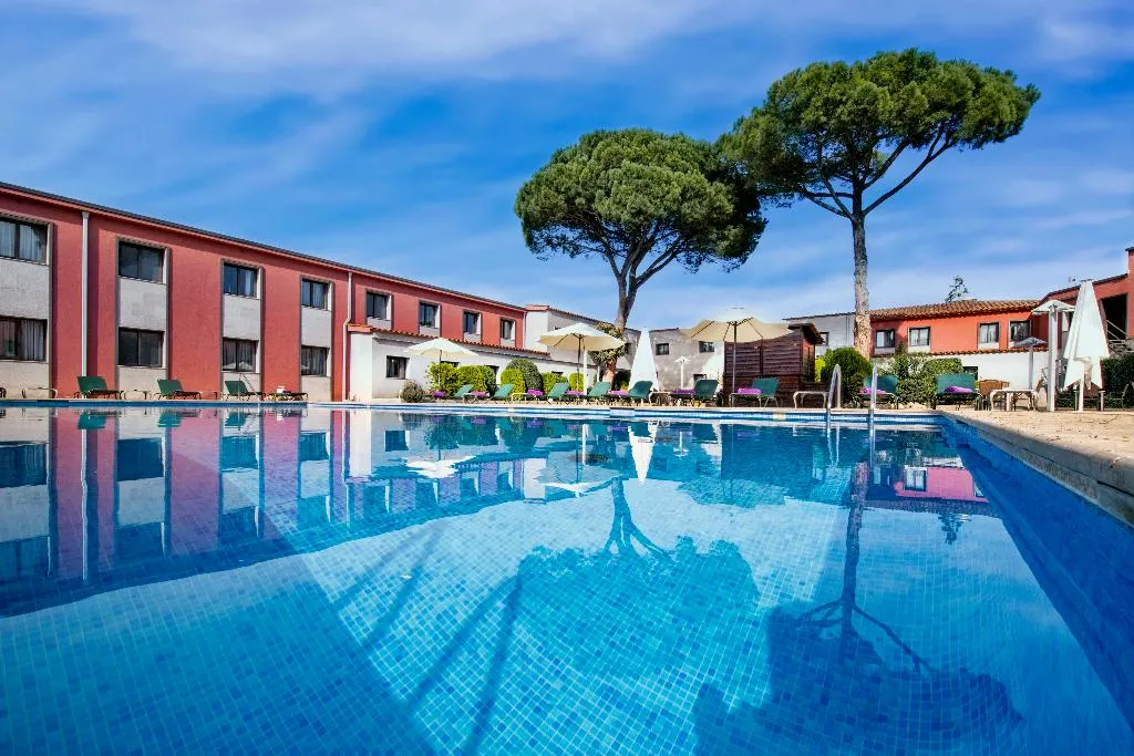 Pool, Salles Hotel Aeroport de Girona, Costa Brava