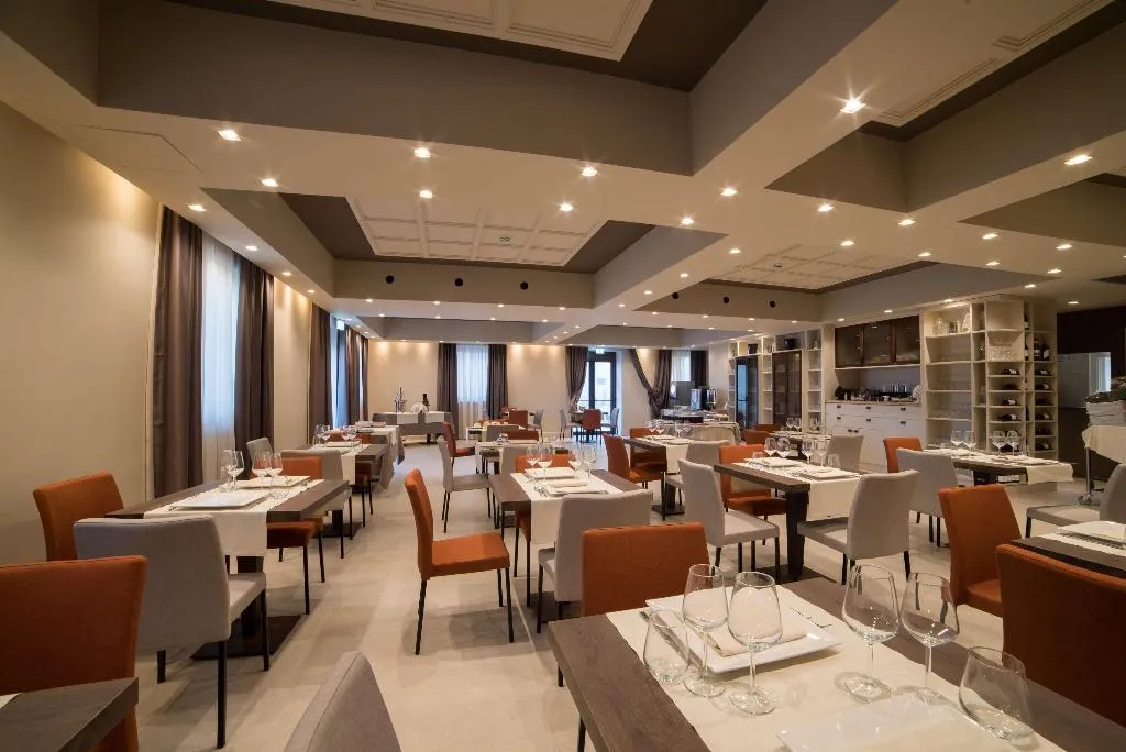Restaurant, Best Western Plus Hotel Terre di Eolo, Catania