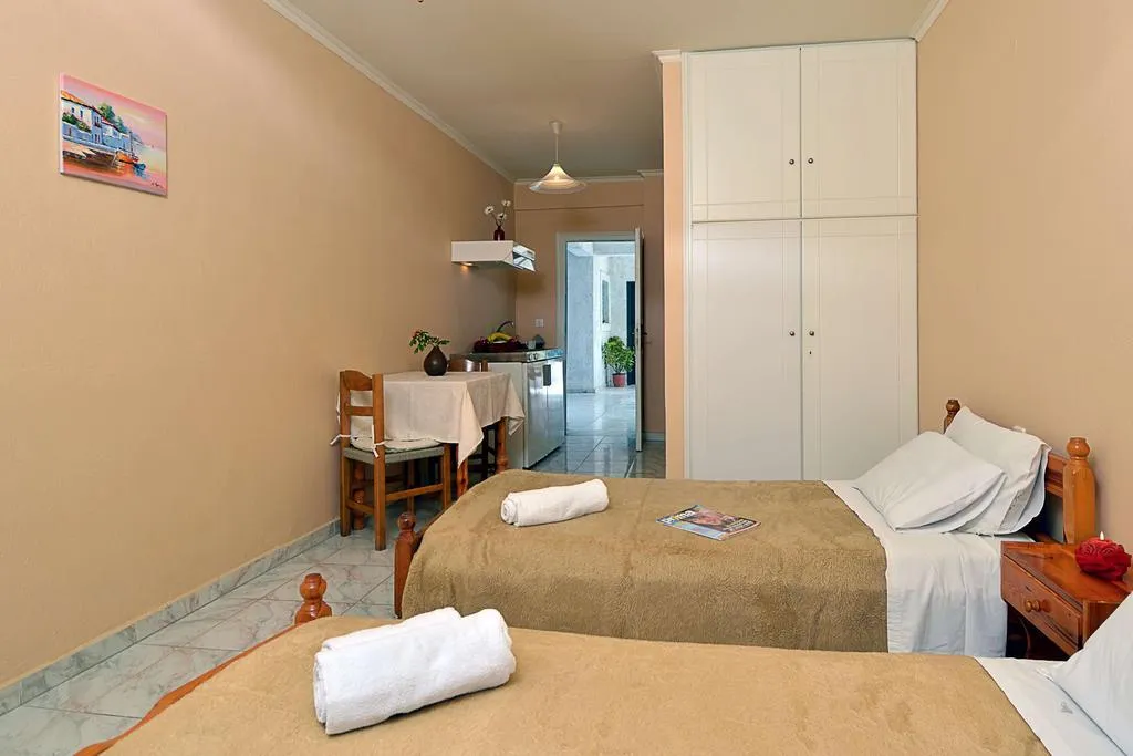 STUDIO STANDARD Room, Damaskis Studios, Corfu