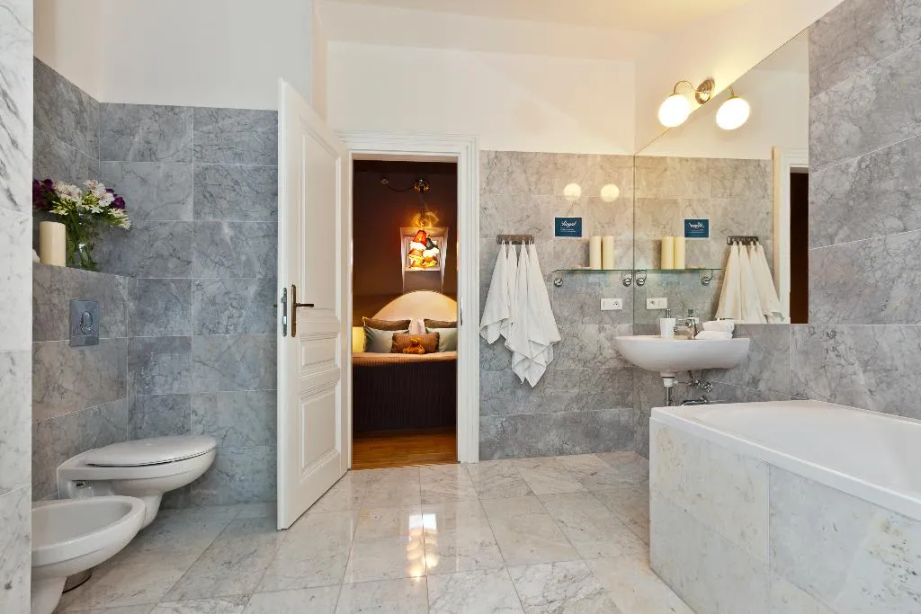 STUDIO TWO BEDS Room, Royal Prague City Apartments, Prague