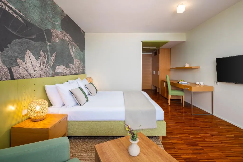 Double or Twin SUPERIOR SEA VIEW Room, Aminess Vival Velaris Resort, Split