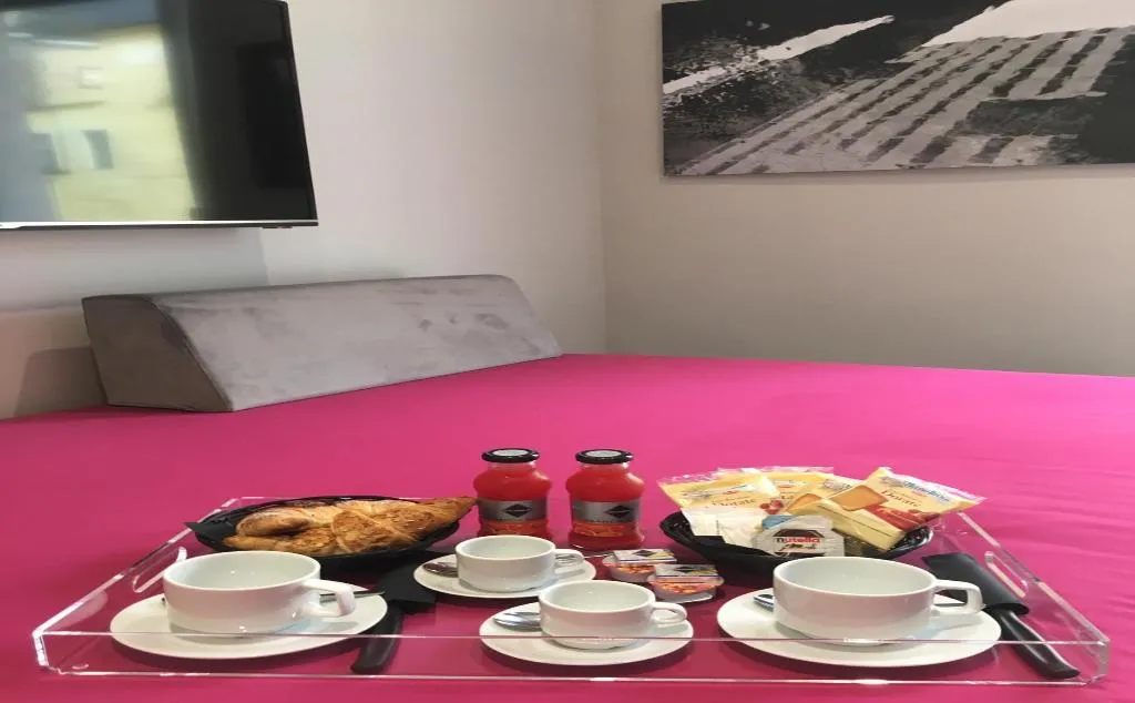 QUADRUPLE DELUXE Room, Casa Pacifico Napoli, Naples