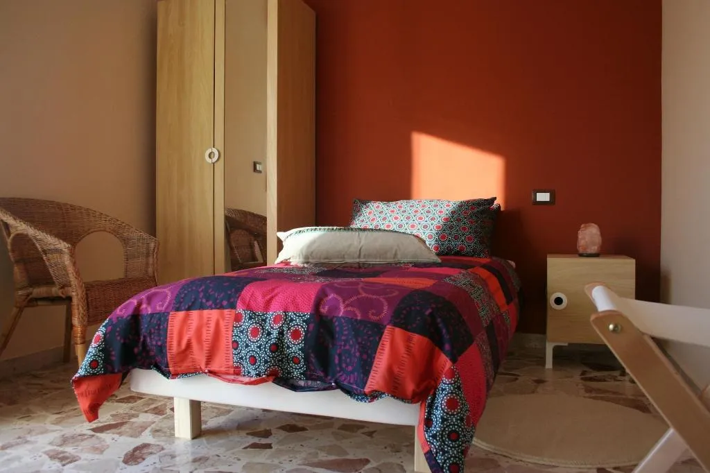 Room, Etna Guesthouse, Catania
