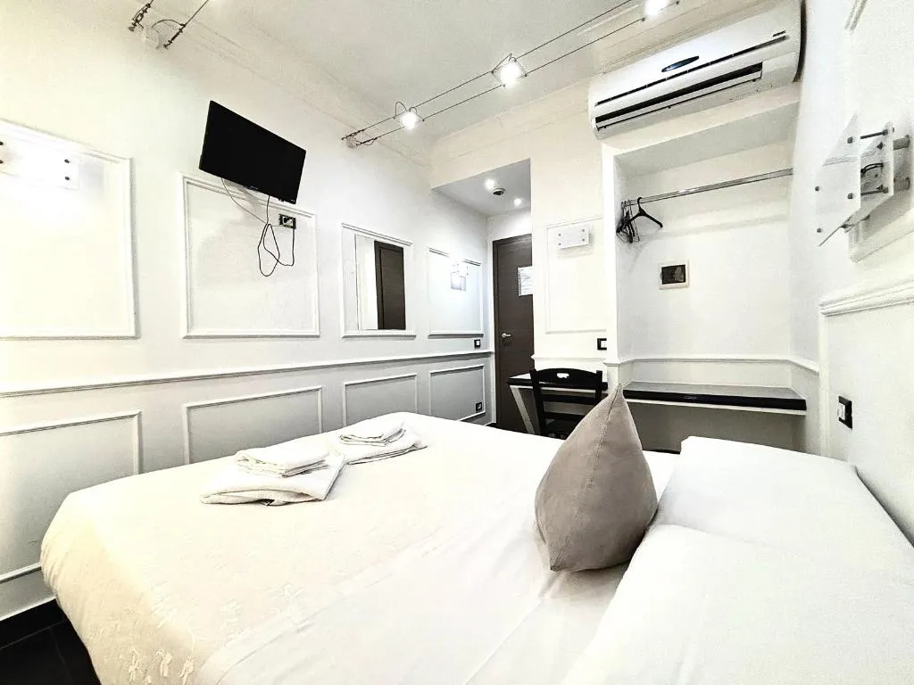 DOUBLE ECONOMY Room, Palace Rome, Rome