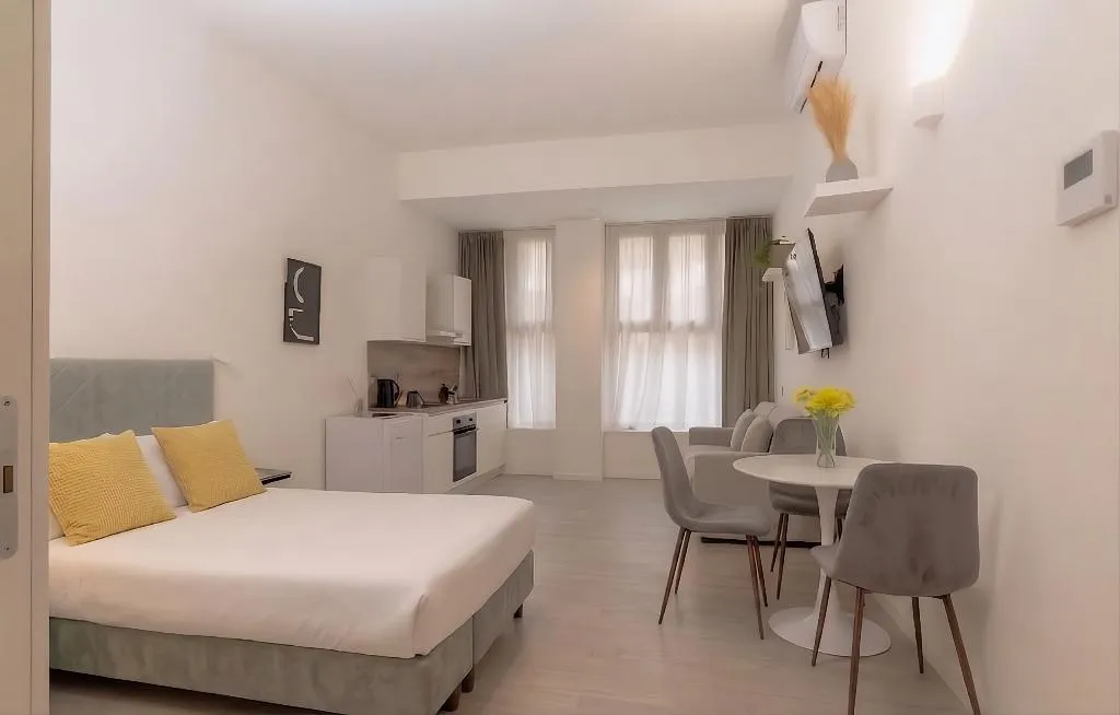 STUDIO STANDARD Room, Aiello Hotels - Citylife Apartments, Milan