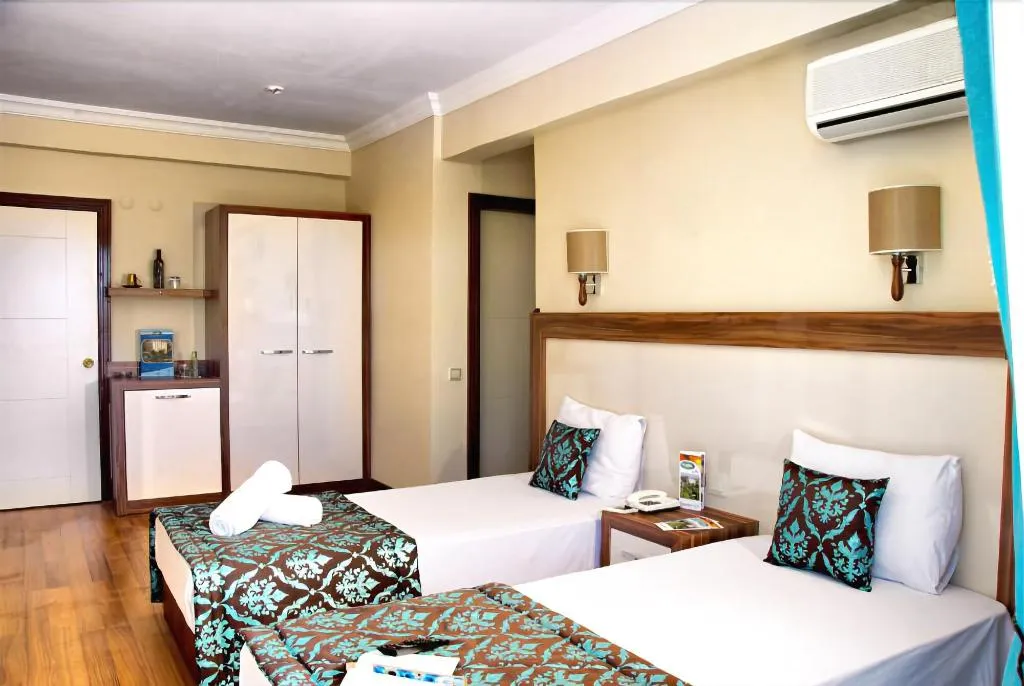 Room, Flora Suites, Izmir