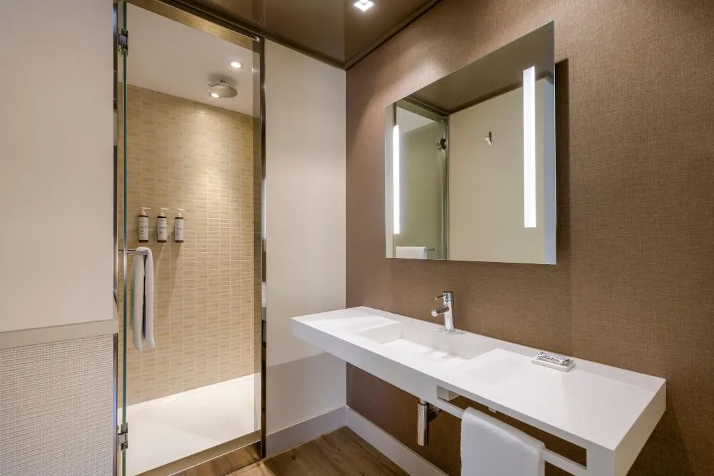 DOUBLE QUEEN SIZE BED Room, AC Madrid Los Vascos, Madrid