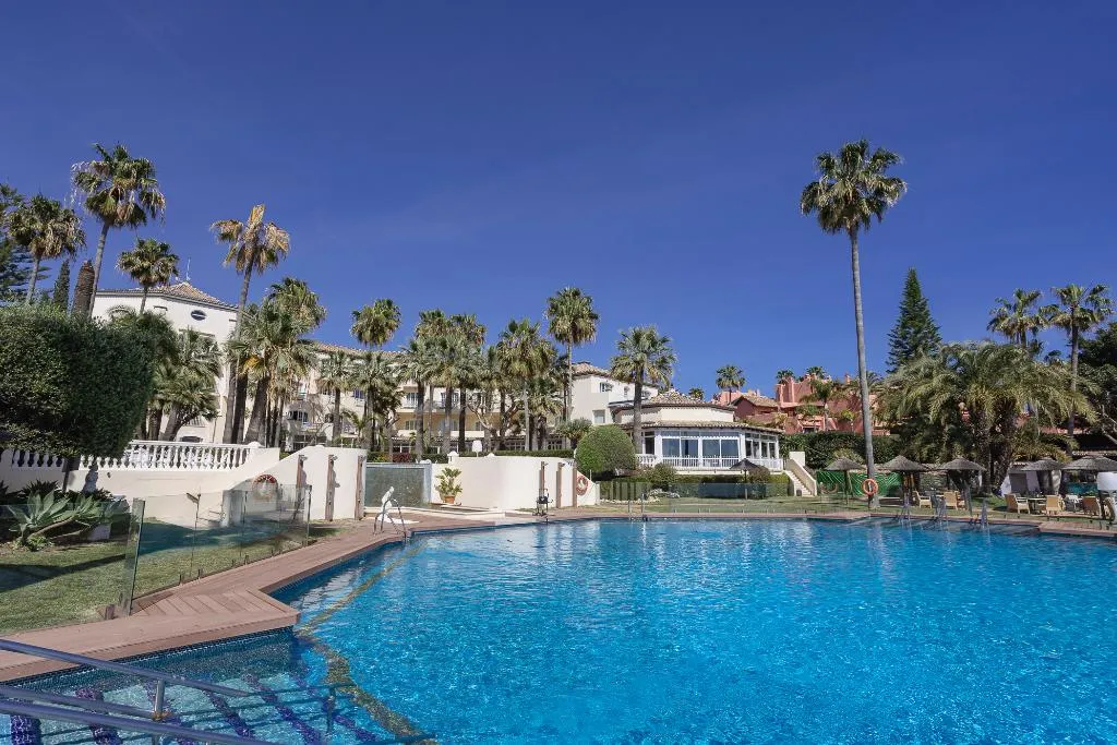 Pool, Las Dunas Grand Luxury Hotel, Costa Del Sol