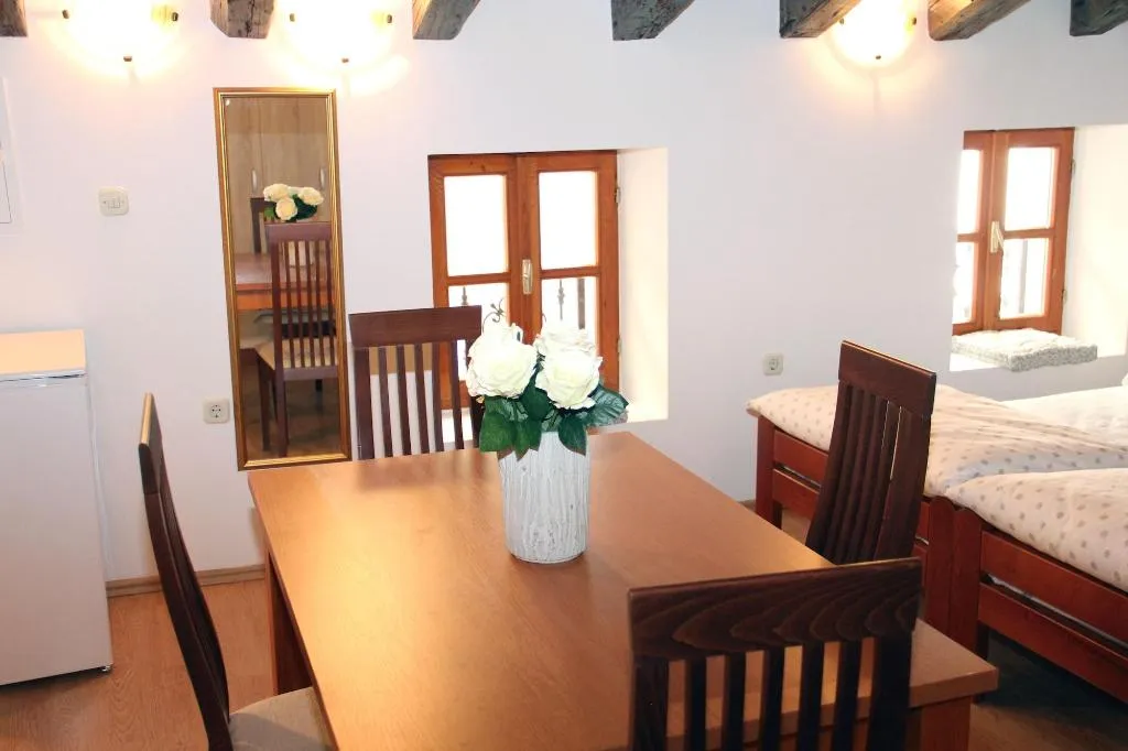 Room, Old Theatre Rooms And Apartments, Split