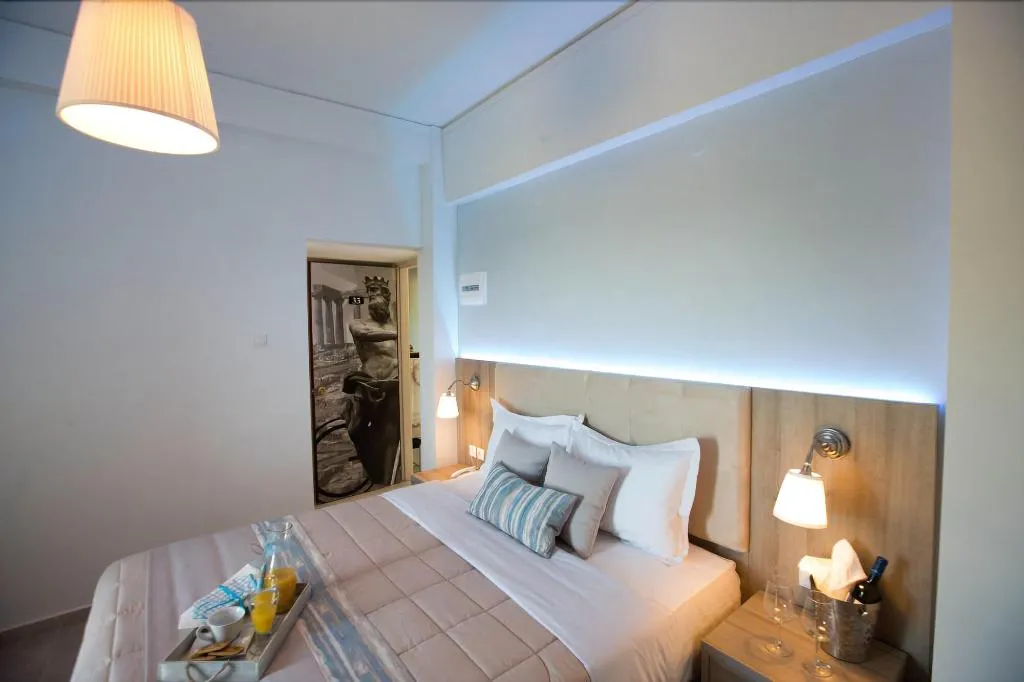 Room, 12 Olympian Gods, Thessaloniki