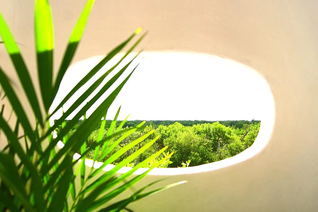 BUNGALOW KING SIZE BED Room, Villas Flamingos, Cancun Area