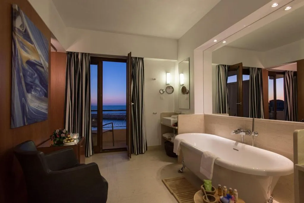 SUITE SEA VIEW Room, Porto Veneziano, Crete