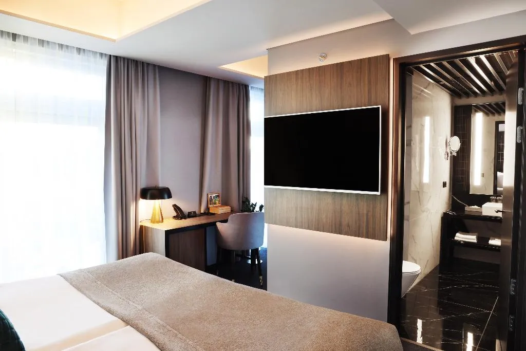 JUNIOR SUITE STANDARD Room, TOP CityLine Hotel Reykjavik Saga, Reykjavik