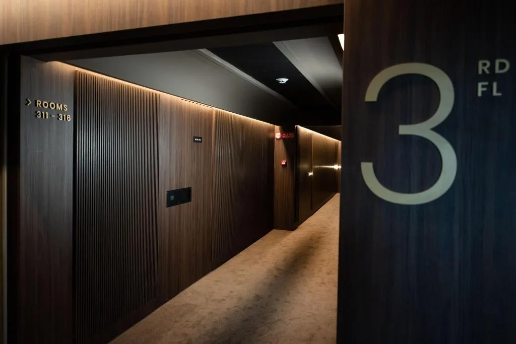 Room, Gold Tower Lifestyle Hotel, Naples