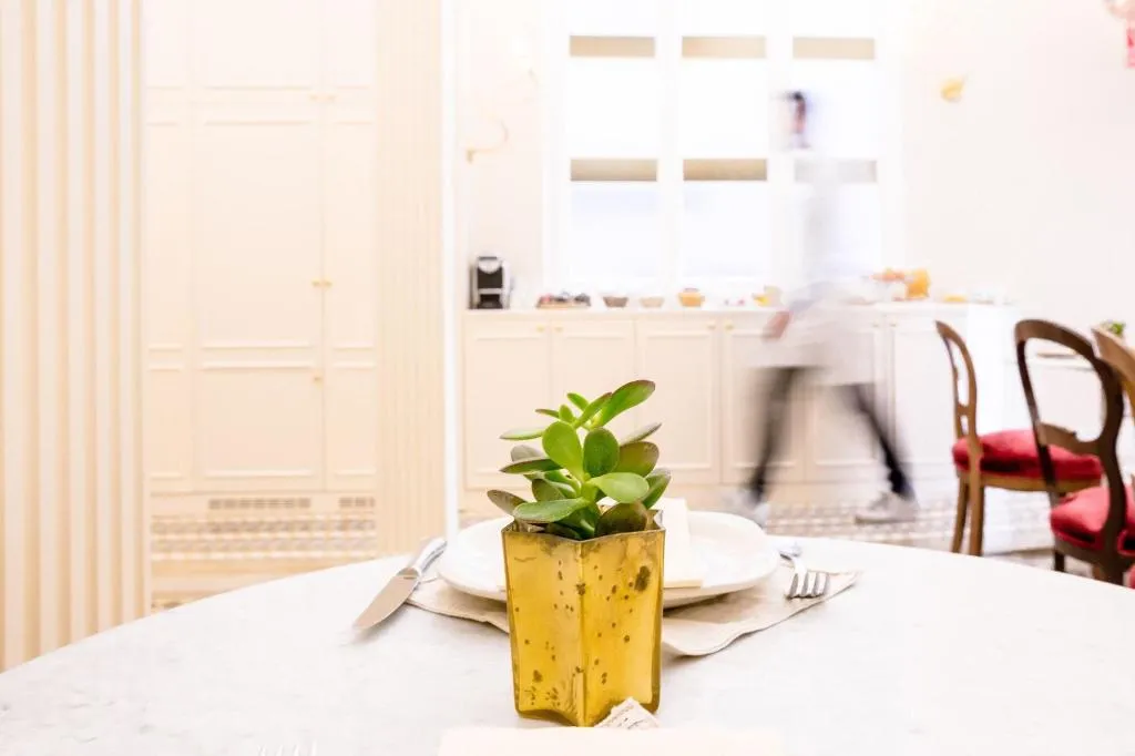 Restaurant, Anakena House Modernist Bed And Breakfast, Barcelona
