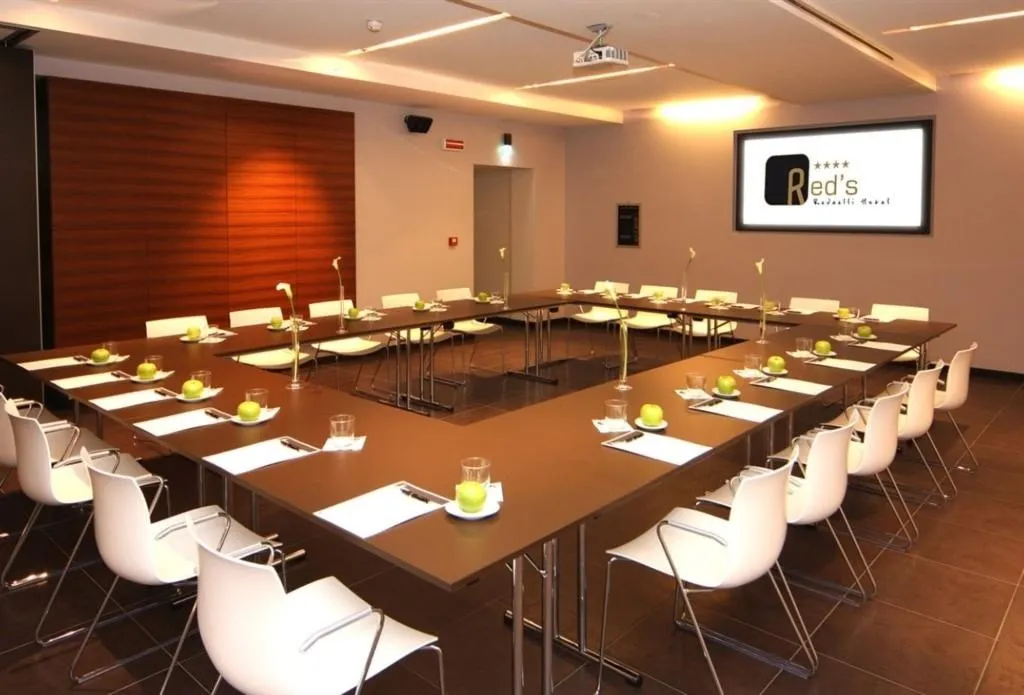 Conferences, Reds Redaelli, Milan