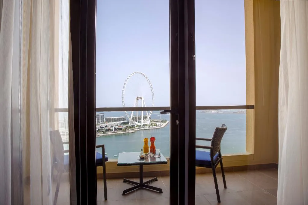 DOUBLE SEA FRONT Room, Amwaj Rotana-Jumeirah Beach, Dubai