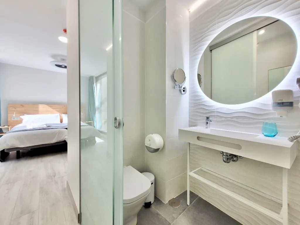 DOUBLE DELUXE Room, Puerto Azul, Tenerife