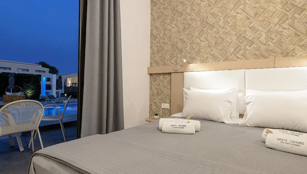TRIPLE DELUXE WITH TERRACE Room, White Canvas Boutique Studios, Zante