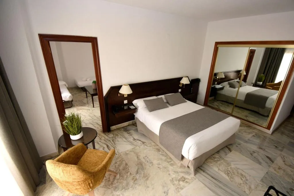 Bed in dormitory STANDARD Room, Hotel Turia, Valencia