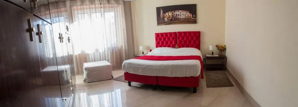 Room, Desiderio Di Roma, Naples