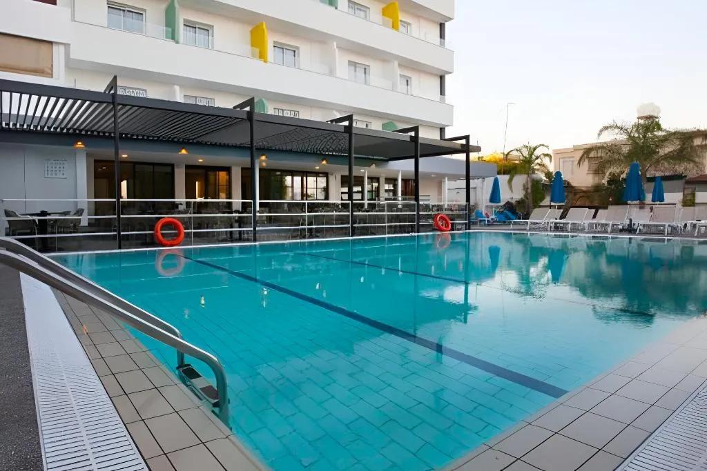 Pool, Pefkos Hotel, Cyprus