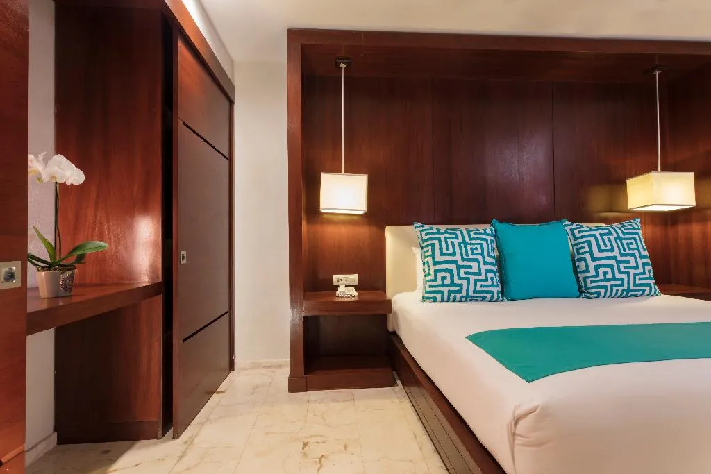 SINGLE STANDARD Room, The Palm At Playa, Playa Del Carmen