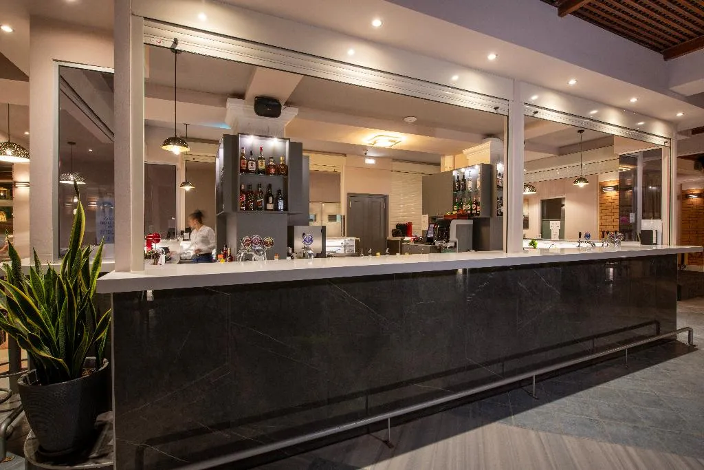 Bar, Hydramis Palace Beach Resort, Crete