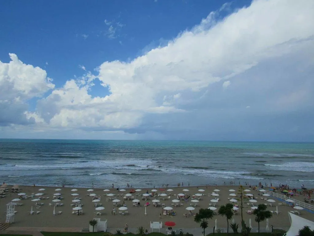 Beach, Schuhmann Strandhotel, Naples