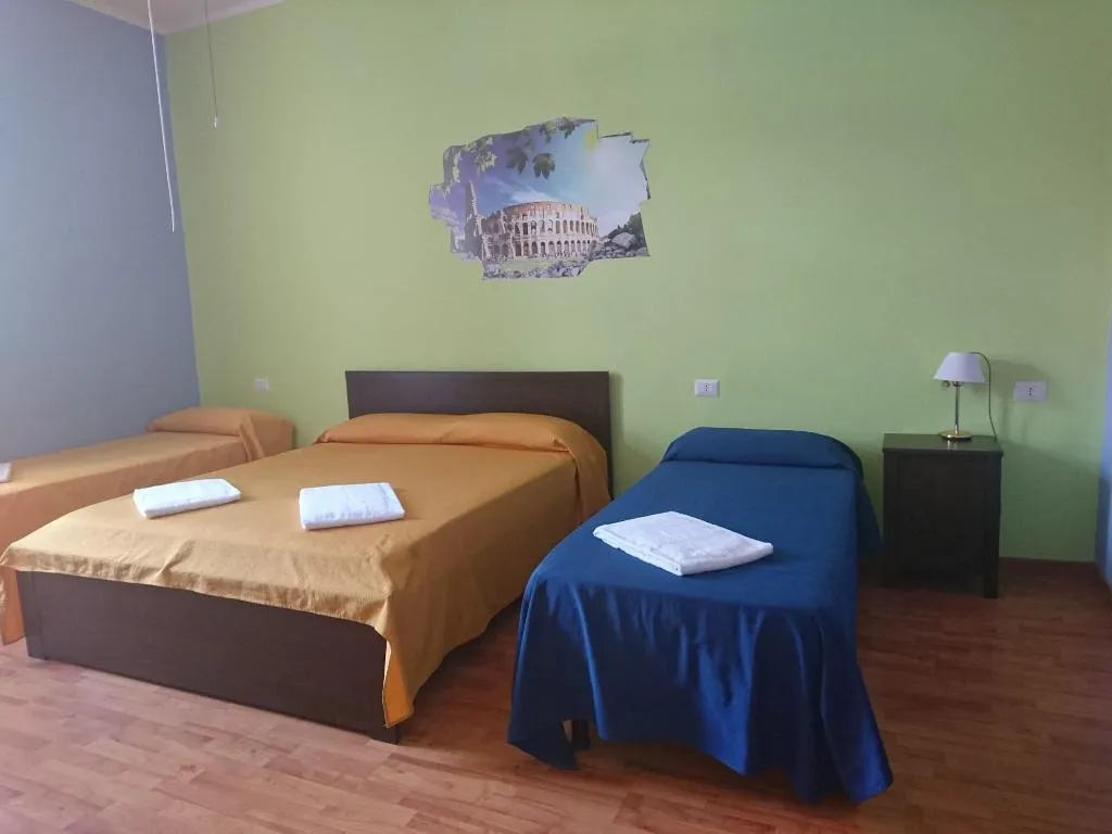 Room, Lam Guest House Due, Naples