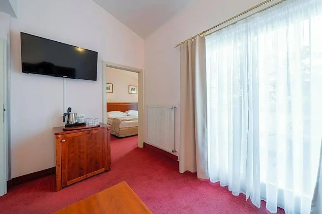 Room, Hotel Raffaello, Prague