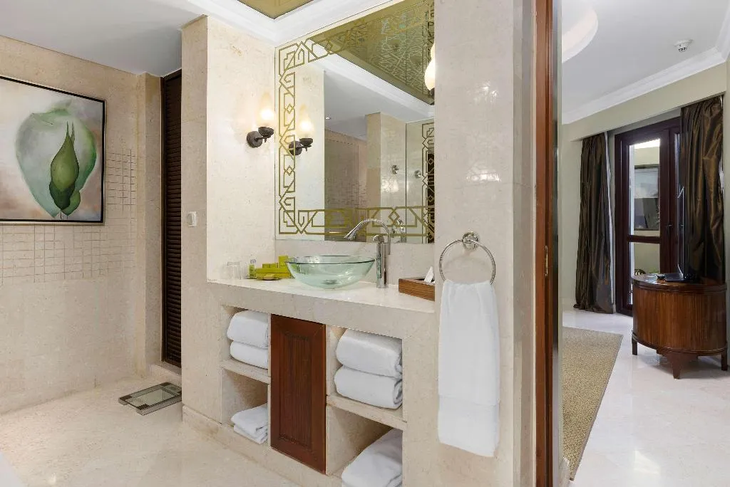 SUITE SUPERIOR Room, Hilton Luxor Resort & Spa, Luxor