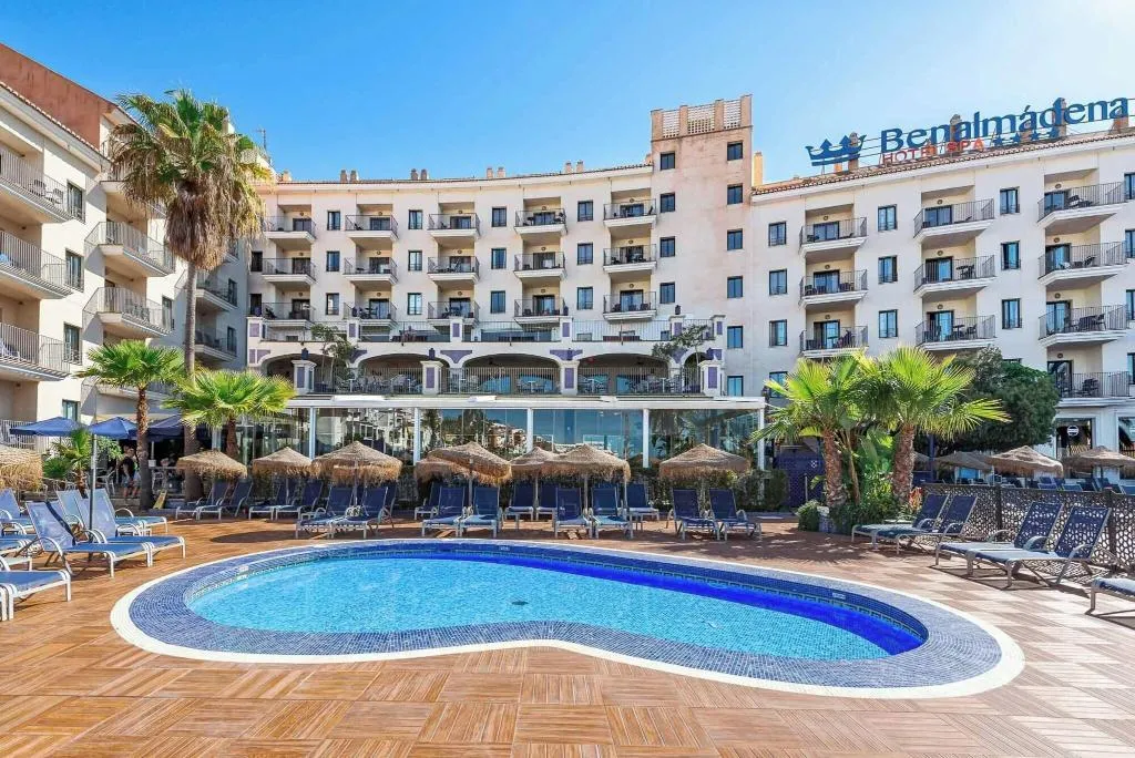 Pool, Hotel Spa Benalmádena Palace, Costa Del Sol