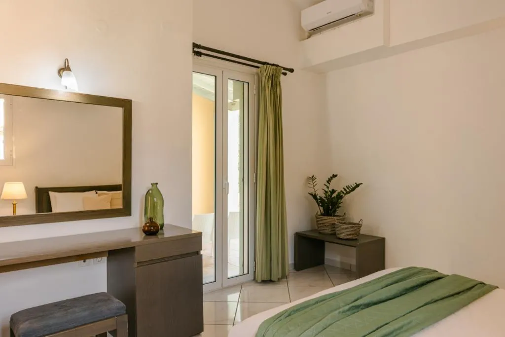 APARTMENT SUPERIOR TWO BEDROOMS Room, Century Resort, Corfu